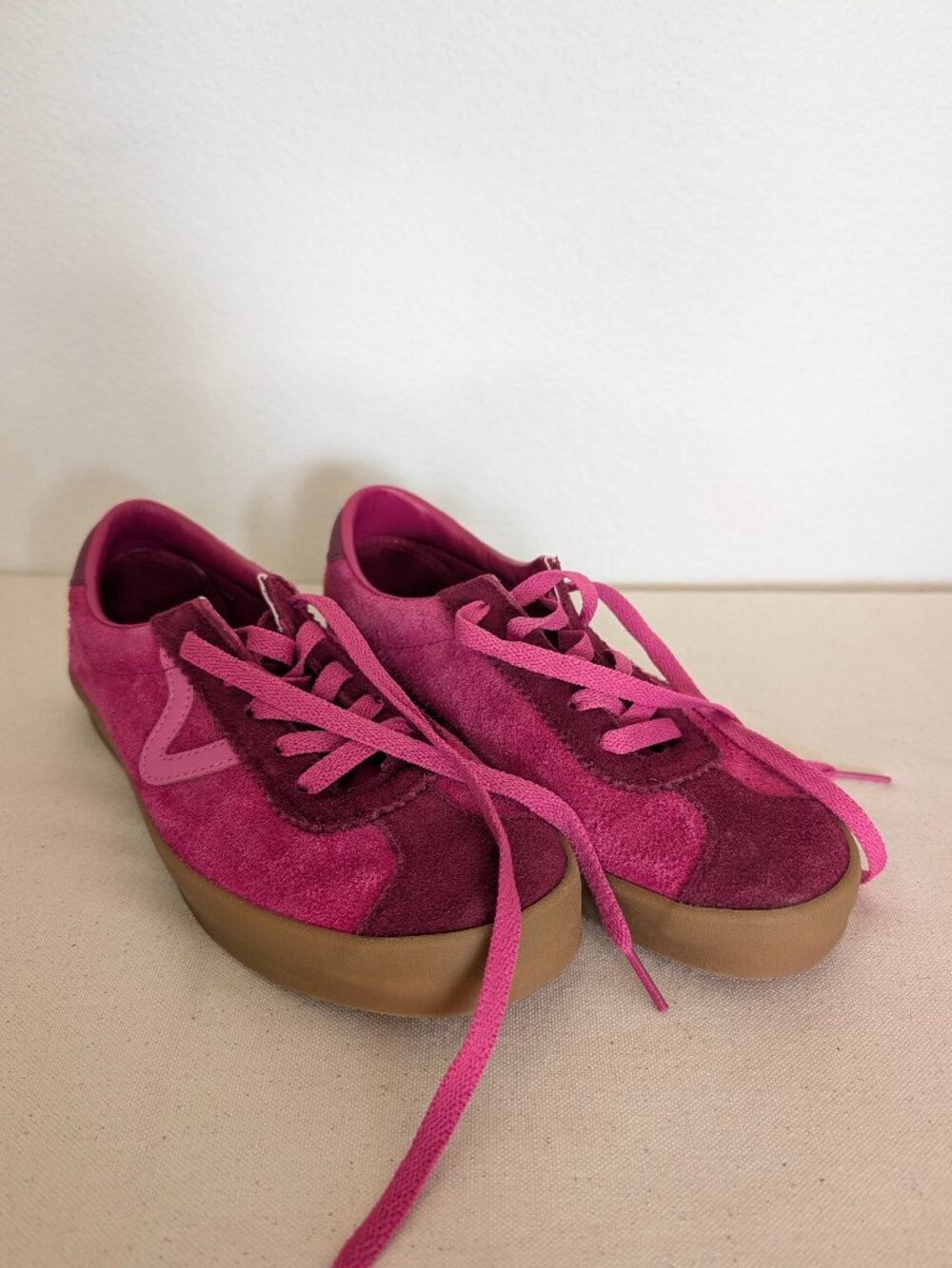 Vans Sport Low Off The Wall fuchsia pink magenta suede shoes size 7.5